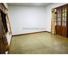 Upstair annex for rent in Anuradhapura.